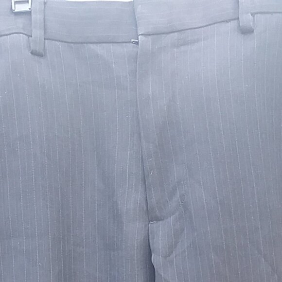 Van Heusen Black Pinstripe Mens Pants Slacks 32x32 - Picture 3 of 16